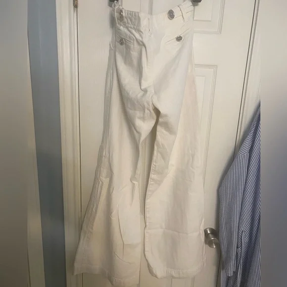 EUC White L.A.M.B. Jeans - Picture 4 of 10